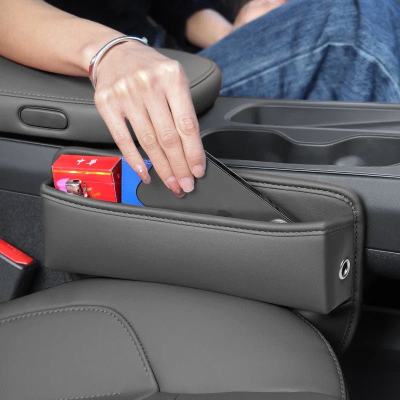 FrontRowSeatStorage™ - Noir - Auto Essentiel