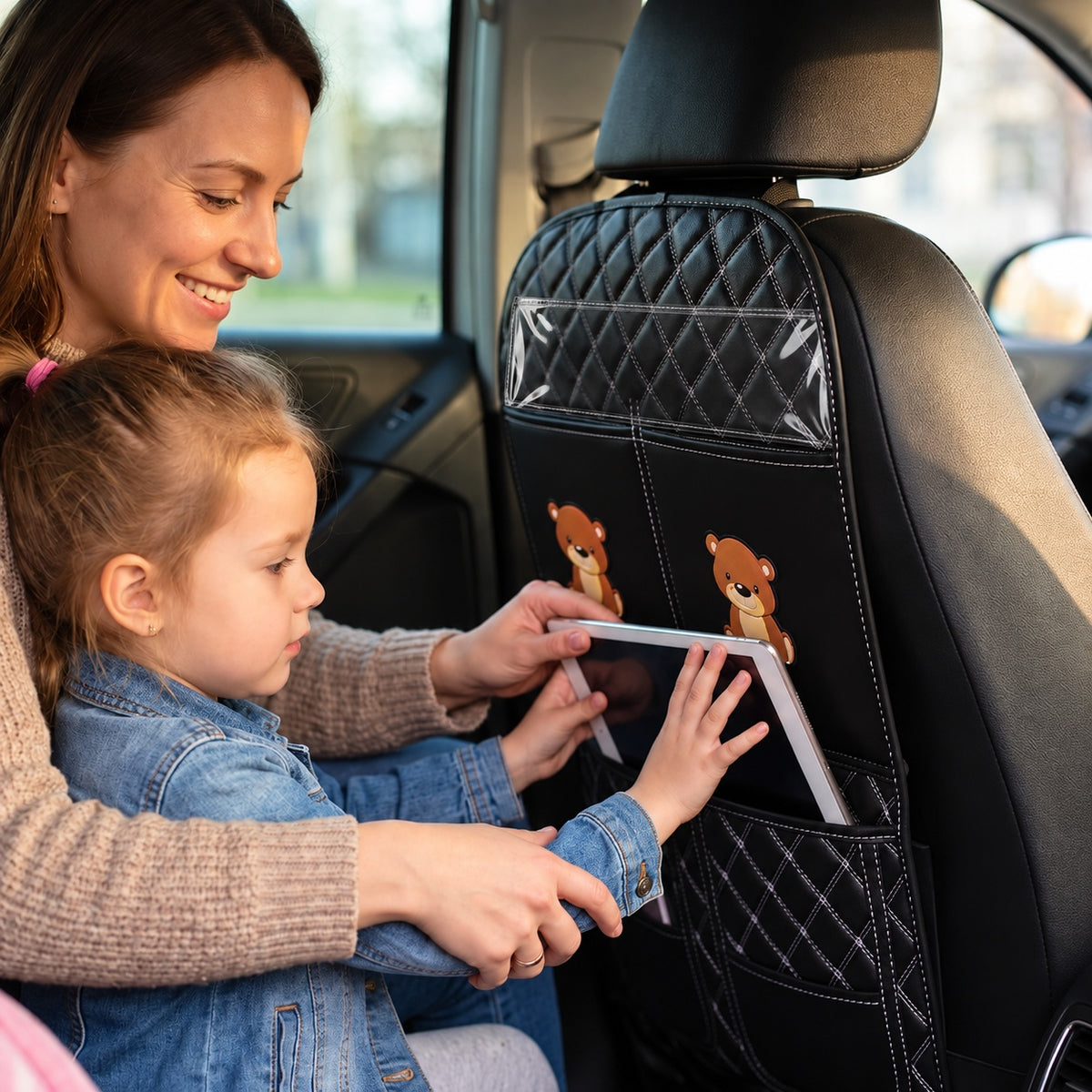 Organisateur de voiture enfant facile d'accès pour l'enfant et maman