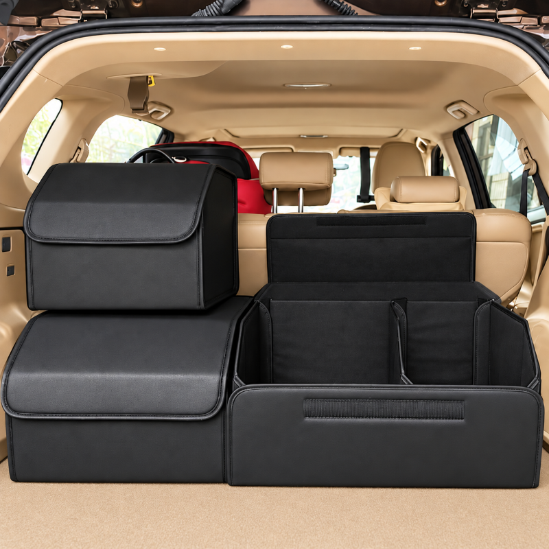 Rangement coffre voiture en similicuir noir, pliable et compact pour un gain de place optimal.